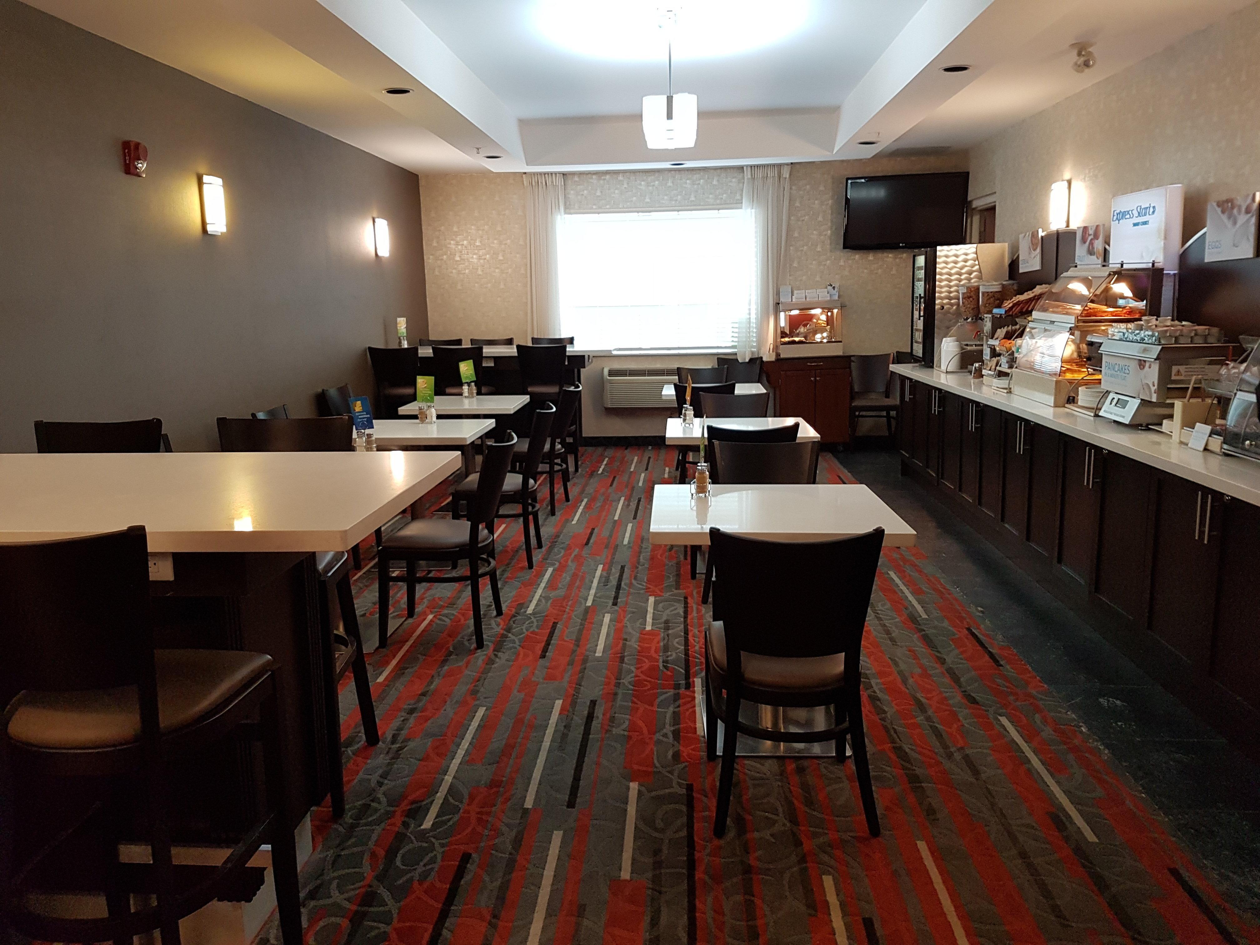 Holiday Inn Express Hotel & Suites Barrie By Ihg Bagian luar foto